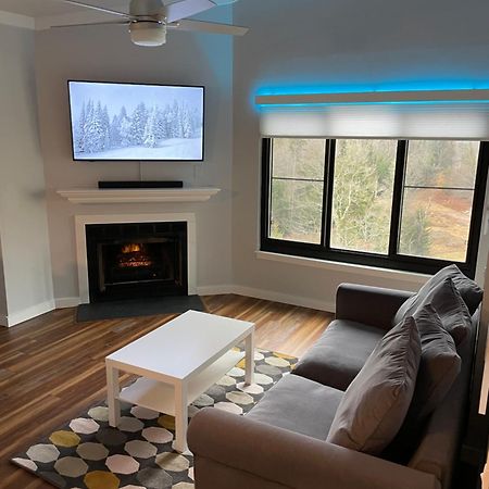 Modern Condo With Ski In & Ski Out - Silver Creek Lodge, Snowshoe Exteriér fotografie