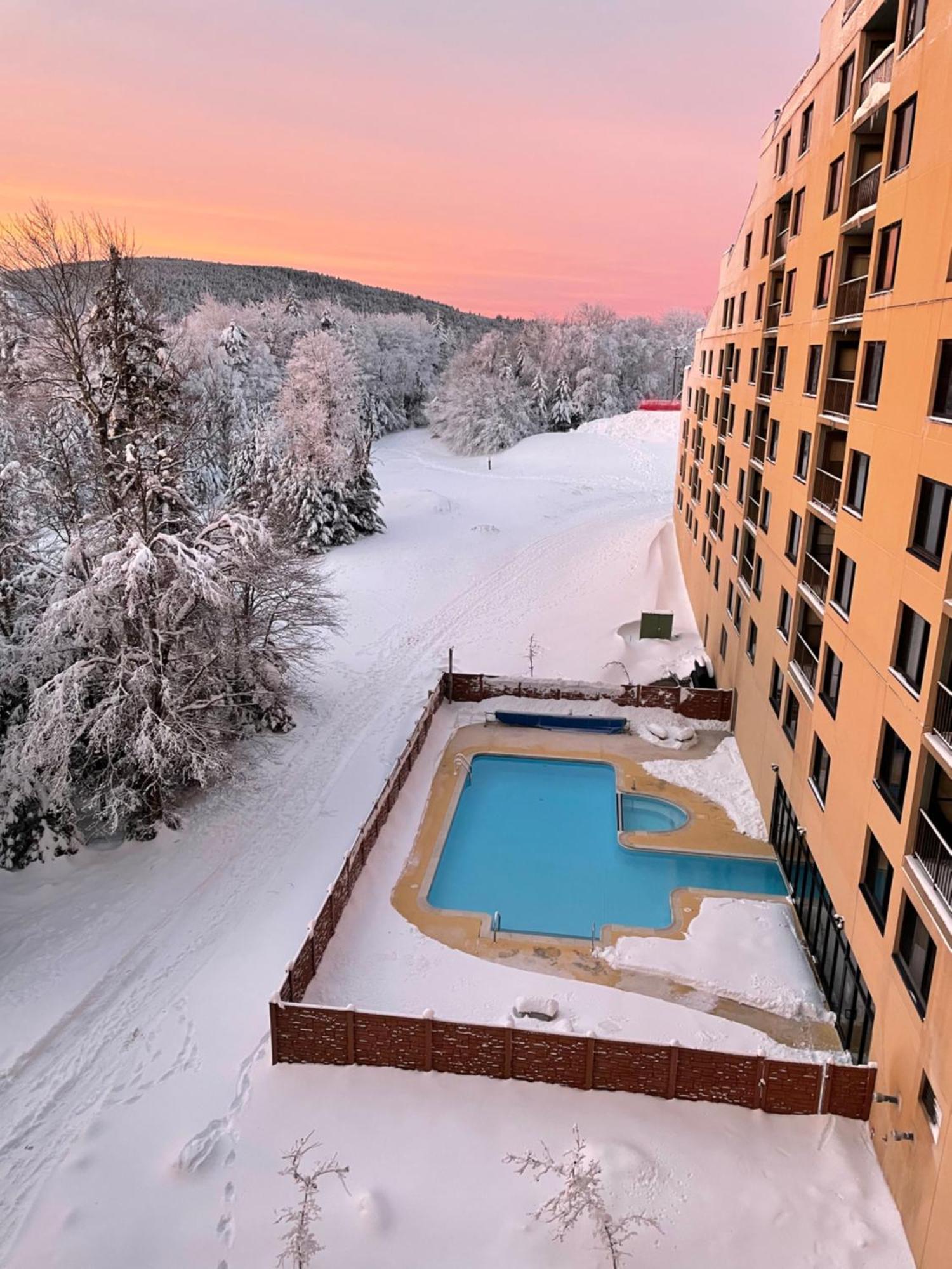 Modern Condo With Ski In & Ski Out - Silver Creek Lodge, Snowshoe Exteriér fotografie